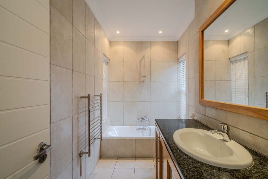 7 Bedroom Property for Sale in Camps Bay Western Cape